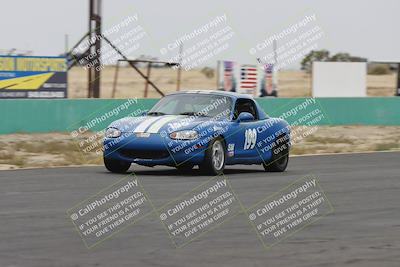 media/Jun-01-2025-CalClub SCCA (Sun) [[eae223c5dd]]/Group 5/Race (Front Straight)/